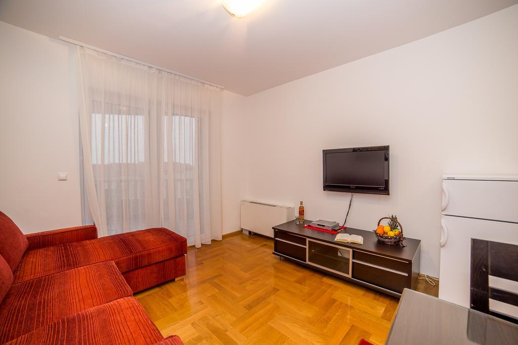 Apartments Kristina Makarska Zimmer foto